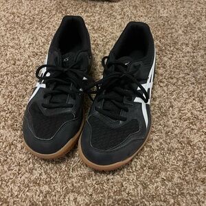 Black Asics volleyball shoes